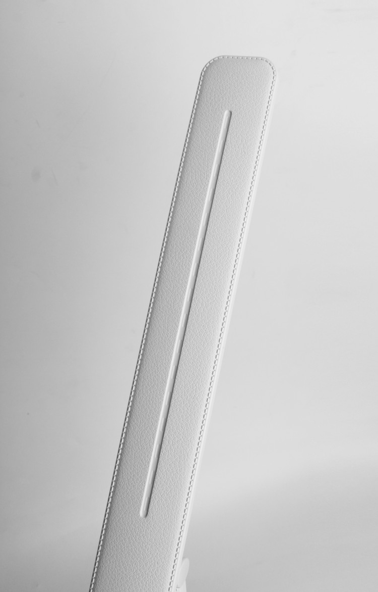 Светильник настольный,  730 С01 белый (LED 11 Вт, 3 уровня яркости)  Ultraflash