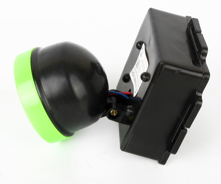 Фонарь LED53762 (фонарь налобн, черный, 1LED 0,5Вт, 1 реж, 3XR6, пласт, коробка) Ultraflash